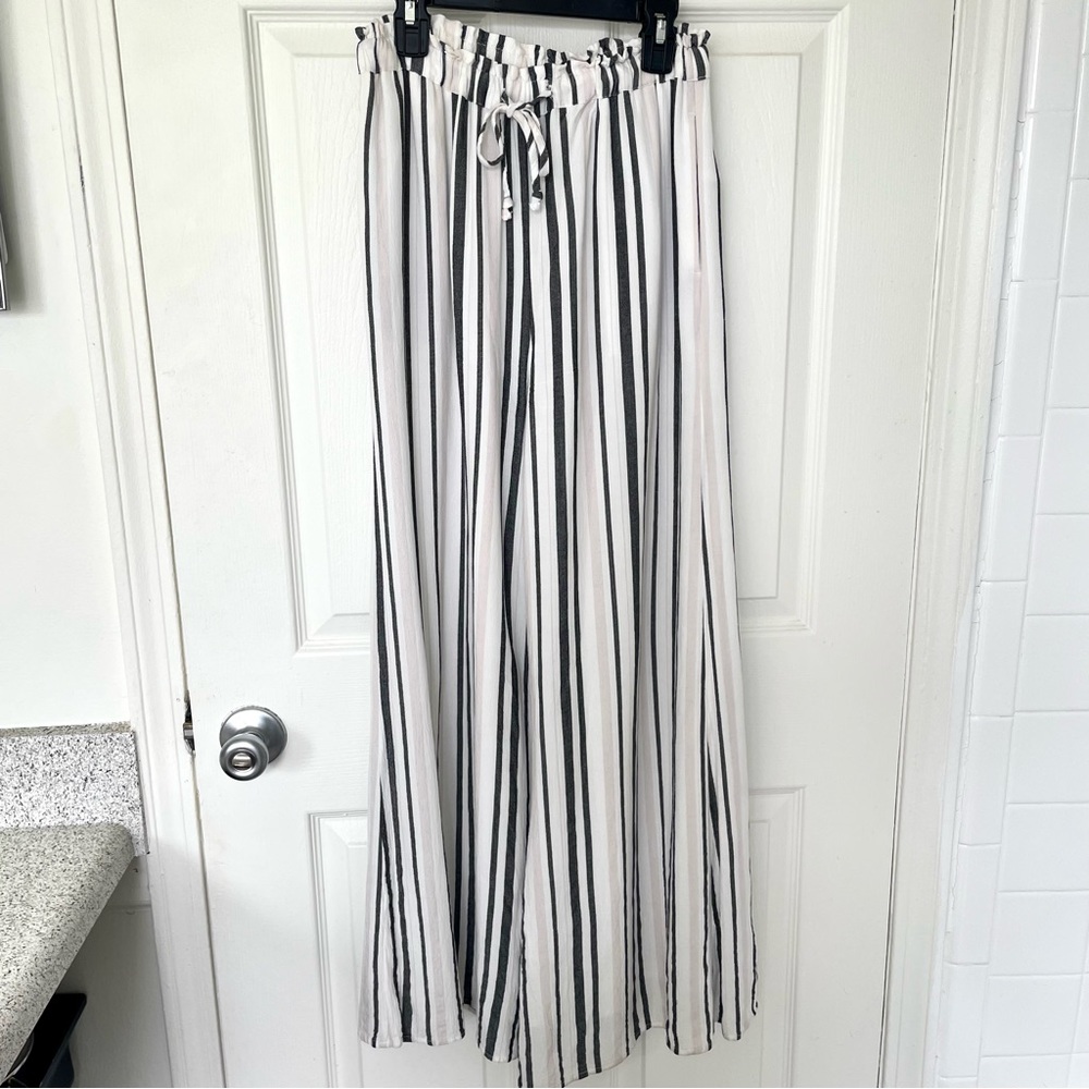 American Eagle flowy pant